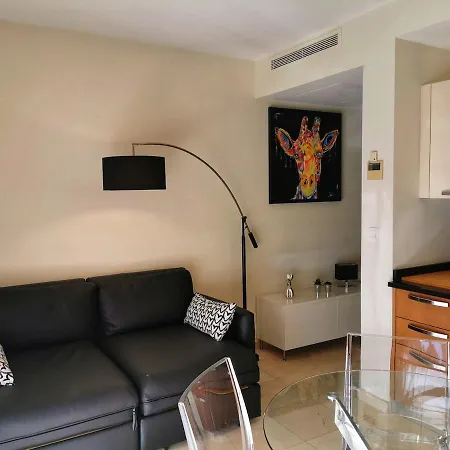 Joli 2 Pieces En Bord De Apartamento