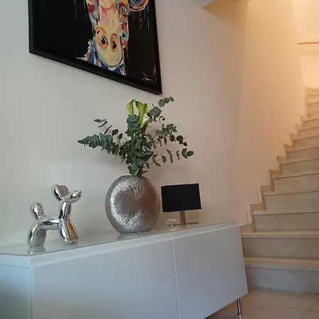 Appartement Joli 2 Pièces En Bord De